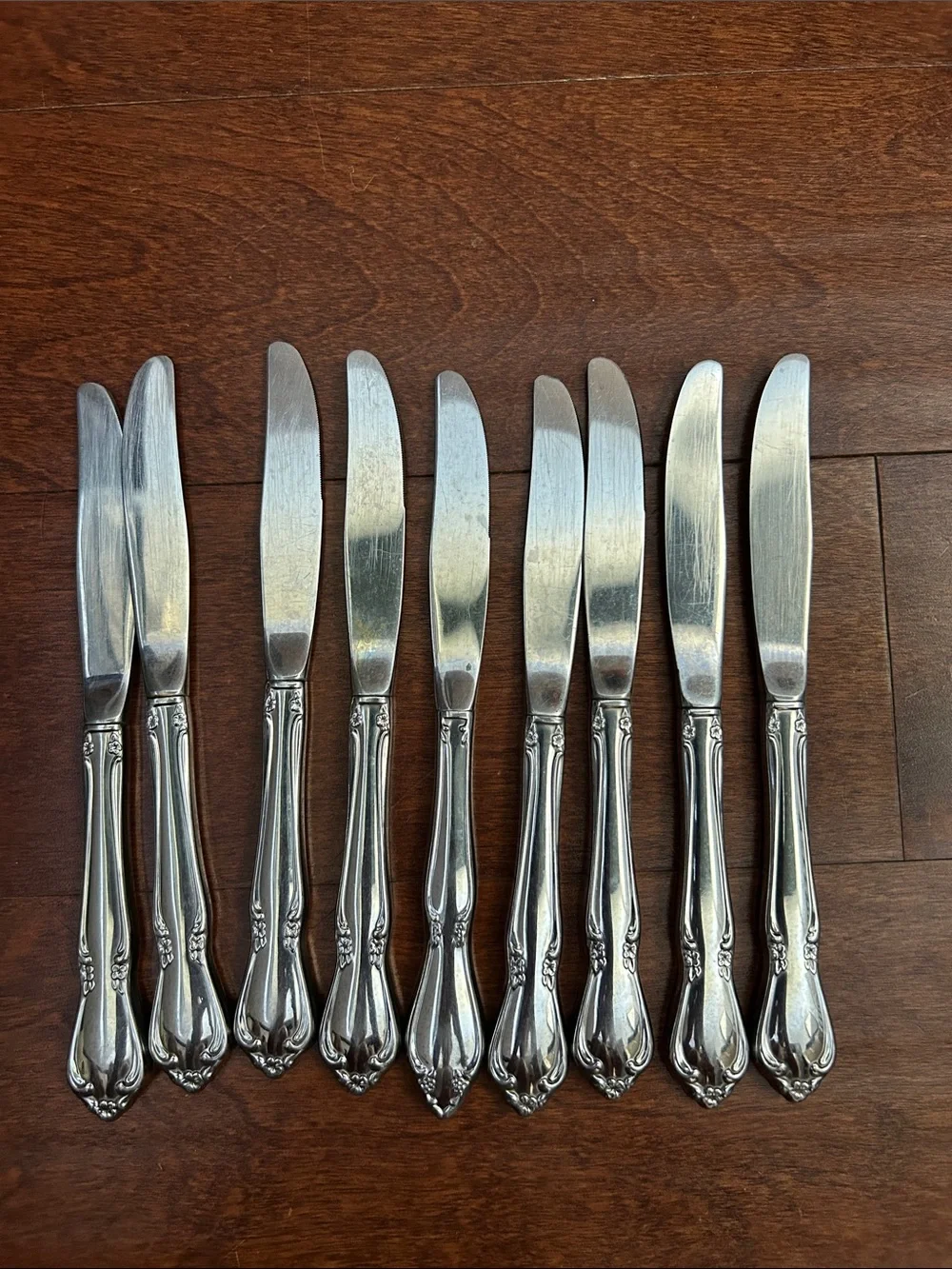 Vintage Oneida Craft Chateaux Deluxe Stainless Steel Flatware Set - 27 Pieces